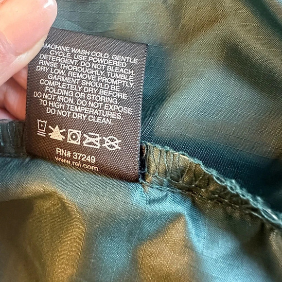 REI | Unisex Green Windbreaker Jacket  size Small - Picture 14 of 14